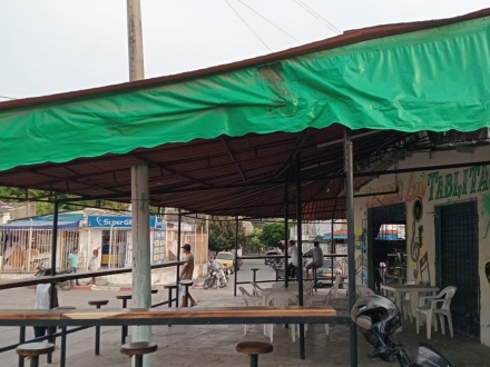 CASA + LOCAL+ LOTE PARA VENTA EN BARRIO LA CAMPIÑA